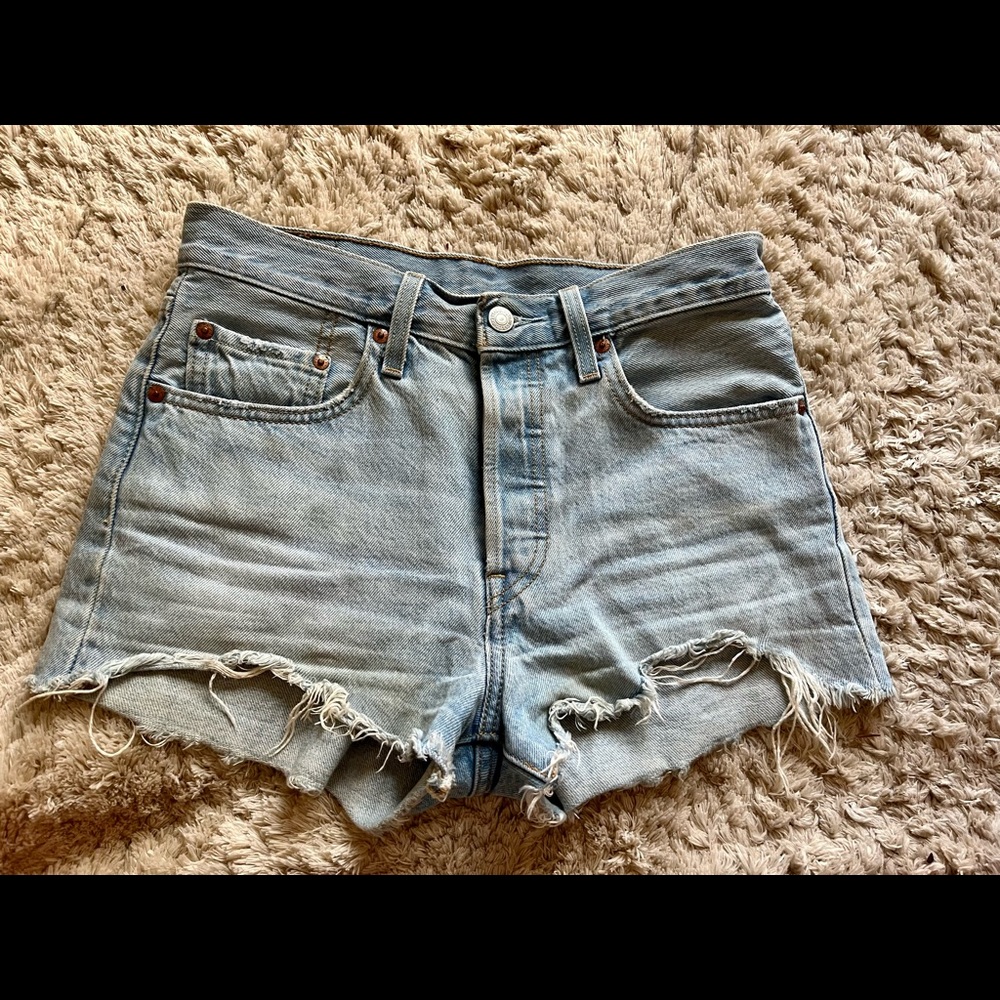 Light wash shorts